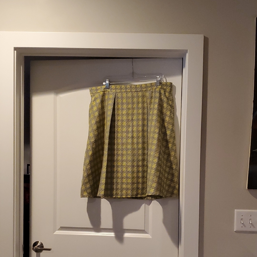 Frock Shop Midi Skirt Yellow Houndstooth with Pockets